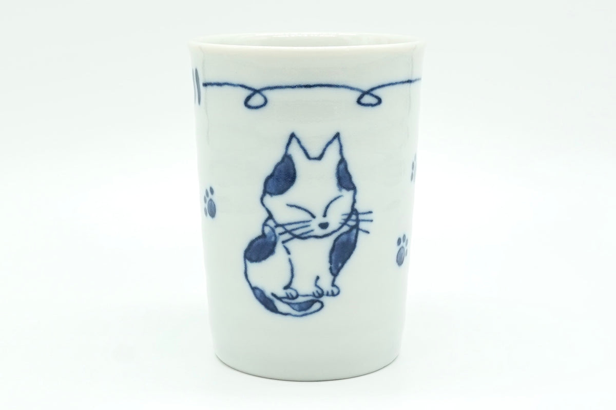Chilling Neko Yunomi, Japanese Teacup, EdoMatcha