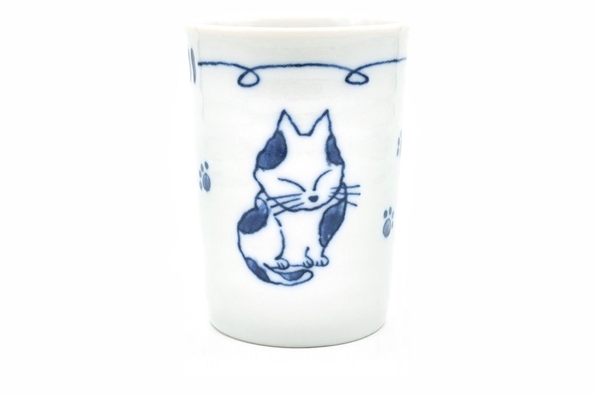 Chilling Neko Yunomi, Japanese Teacup, EdoMatcha
