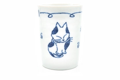 Chilling Neko Yunomi, Japanese Teacup, EdoMatcha