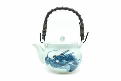 Dragon Kyusu, the 500 ml dobin teapot included in the Dragon Japanese Tea Set