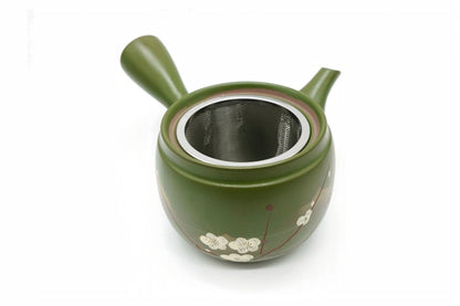 Midori Kyusu with the lid off, the wide stainless mesh basket inside