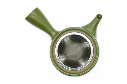 Midori Kyusu from above with the lid off, the stainless mesh strainer filling the opening