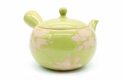 Midori Shunbun Kyusu seen from the front, the stencilled maple leaves, EdoMatcha Sydney