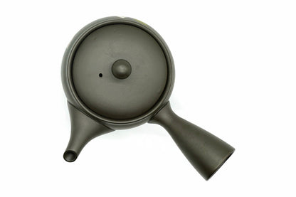 Shiroi Hana Kyusu from above, the dark lid and side handle